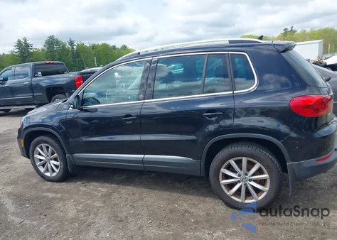 2017 Volkswagen Tiguan 2.0T Wolfsburg Edition from USA, damaged, VIN WVGSV7AX4HK012260
